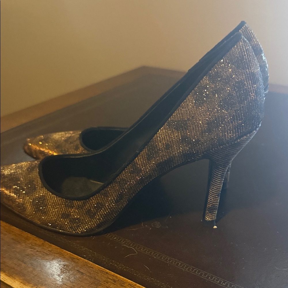 Nine West Shimmering Brown cheetah Heels Size 7 1/2 - Picture 3 of 4